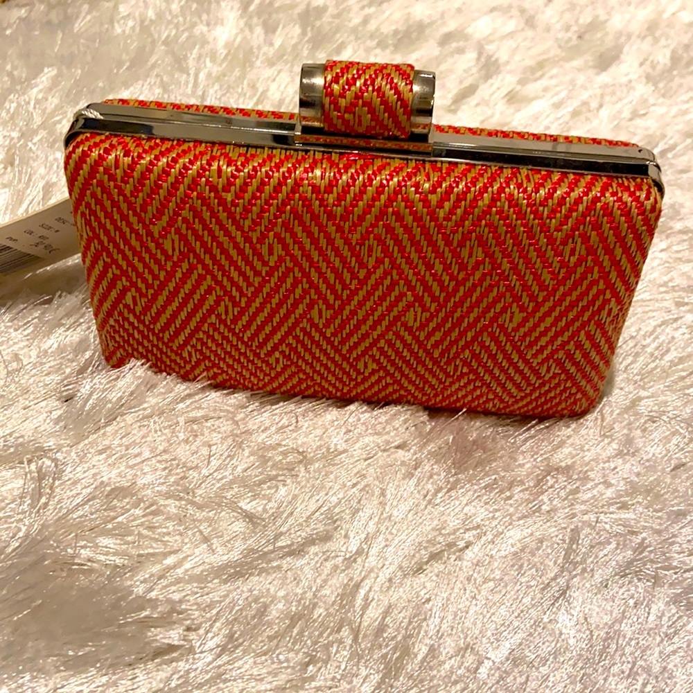 Spanish Clutch